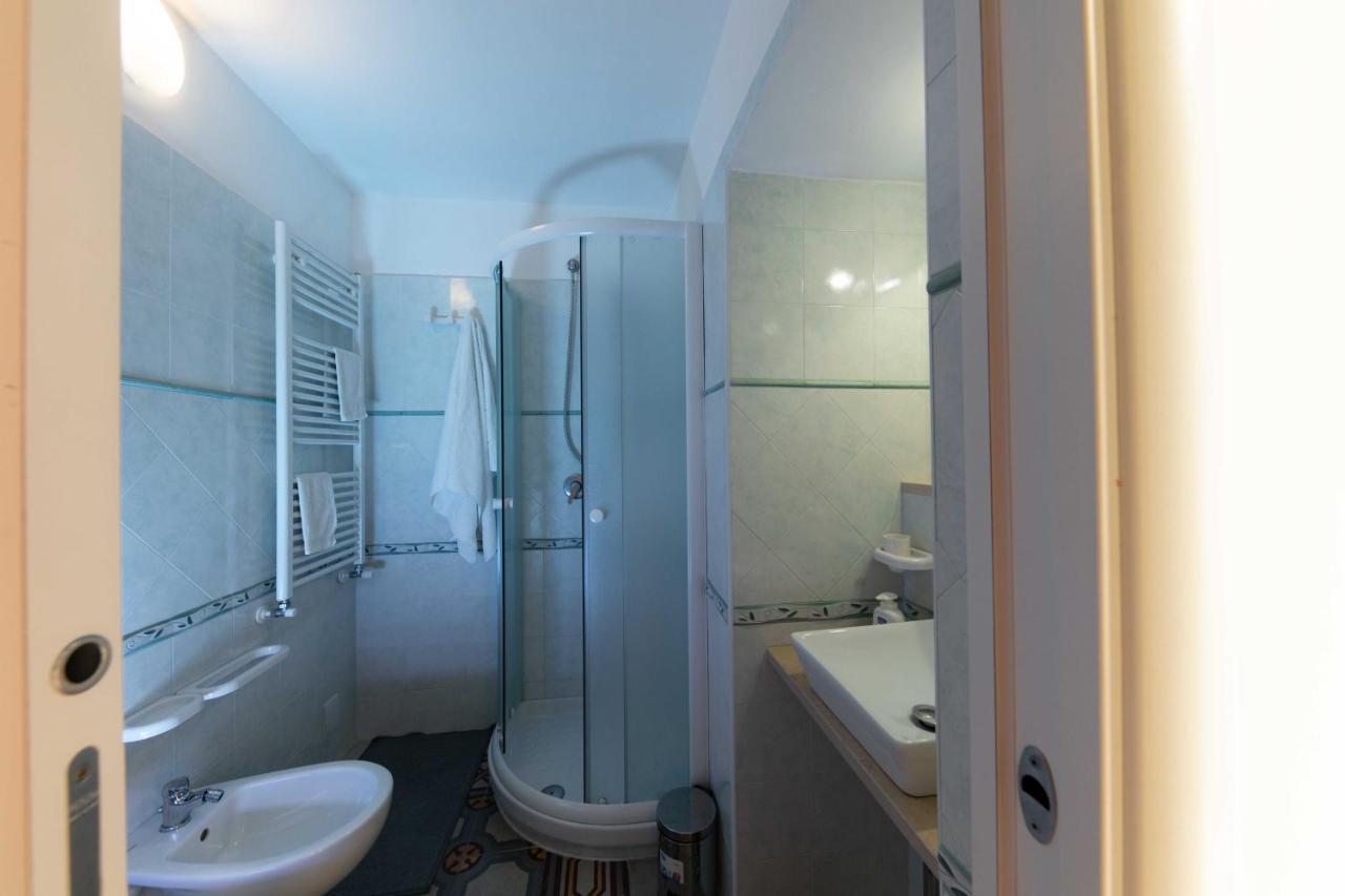 Casa Vacanza La Stradella Ostuni Ngoại thất bức ảnh